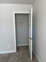 Charming 3-Bedroom Townhouse with 2.5 Baths on Riverbrook Drive – Your Perfect Gallatin Retreat!