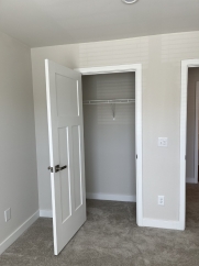 Charming 3-Bedroom Townhouse with 2.5 Baths on Riverbrook Drive – Your Perfect Gallatin Retreat!