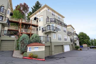 VIEW VIEW VIEW! Spacious 2 Bed Condo - in Sought After Nob Hill