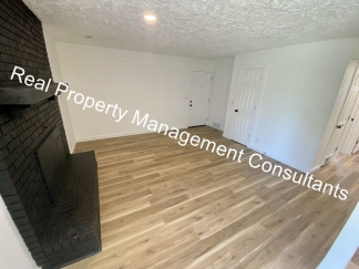 Renovated 2 Bedroom with Patio