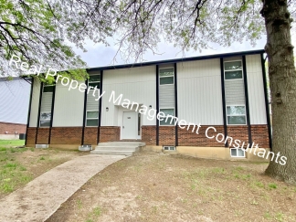 Renovated 2 Bedroom with Patio