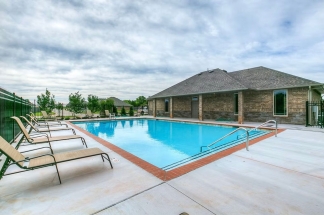 MOVE IN SPECIAL FOR MAY!! 50% OFF FIRST MONTH! Offer expires soon!! Modern Comfort Meets Timeless Style!