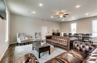 MOVE IN SPECIAL FOR MAY!! 50% OFF FIRST MONTH! Offer expires soon!! Modern Comfort Meets Timeless Style!