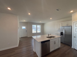 Fantastic Newly Built 4 Bed Smart-Home Fayetteville! 4 Miles to UofA Campus!