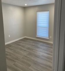 Charming 3-Bedroom Home in the Heart of Arlington – Prime Location & Cozy Living