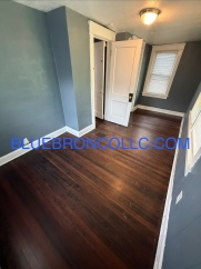 Newly renovated Cute 2 bedroom 1 bathroom home. Newly renovated Cute 2 bedroom 1 bathroom home.