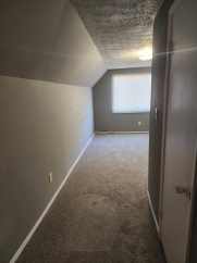 128 Cardinal Ln