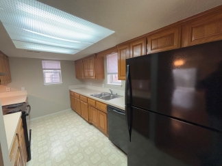 4-Bedroom 2.5-Bathroom Townhouse located in Bentonville, AR ** MOVE IN SPECIAL!!!!**