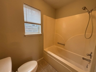 4-Bedroom 2.5-Bathroom Townhouse located in Bentonville, AR ** MOVE IN SPECIAL!!!!**