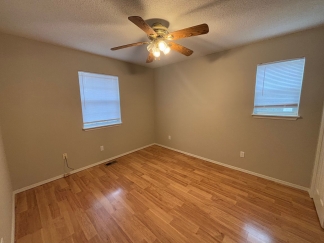 4-Bedroom 2.5-Bathroom Townhouse located in Bentonville, AR ** MOVE IN SPECIAL!!!!**