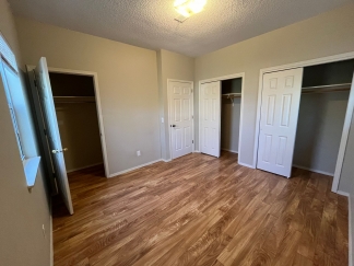 4-Bedroom 2.5-Bathroom Townhouse located in Bentonville, AR ** MOVE IN SPECIAL!!!!**