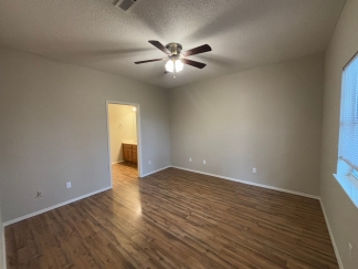 3-Bedroom 2.5-Bathroom Townhouse located in Bentonville, AR ** MOVE IN SPECIAL!!!!**