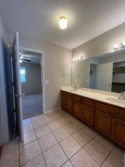 3-Bedroom 2.5-Bathroom Townhouse located in Bentonville, AR ** MOVE IN SPECIAL!!!!**