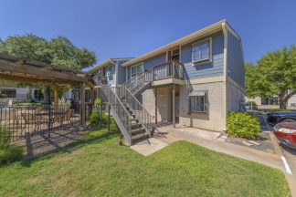 2215 Post Road #1094 - R15 - No Signs - AW+ - Blue Team