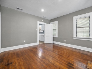 Recently Renovated Fort Worth Charmer