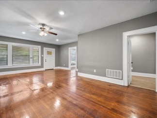Recently Renovated Fort Worth Charmer