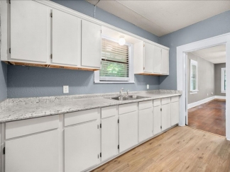 Recently Renovated Fort Worth Charmer
