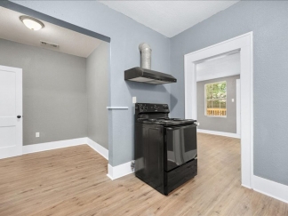 Recently Renovated Fort Worth Charmer