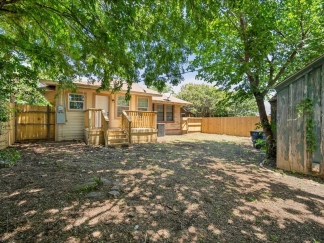 Recently Renovated Fort Worth Charmer