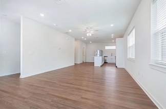 Campus Edge Townhomes~ Brand NEW -5 MIN WALK TO CAMPUS! 3 BED 3 BATH- FAYETTEVILLE AR