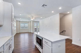 Campus Edge Townhomes~ Brand NEW -5 MIN WALK TO CAMPUS! 3 BED 3 BATH- FAYETTEVILLE AR