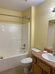 2 Bedroom Apartment for Lease - 1 Mile from University of Arkansas Campus-