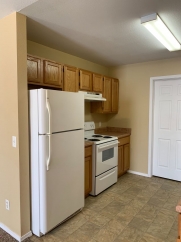2 Bedroom Apartment for Lease - 1 Mile from University of Arkansas Campus-