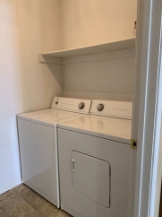 2 Bedroom Apartment for Lease - 1 Mile from University of Arkansas Campus-