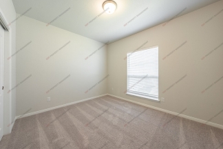 Spacious 3 Bed, 2 Bath in Prime Location — 1605 Sqft