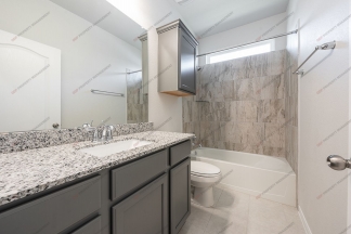 Spacious 3 Bed, 2 Bath in Prime Location — 1605 Sqft