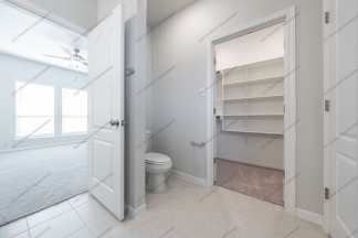 Spacious 3 Bed, 2 Bath in Prime Location — 1605 Sqft
