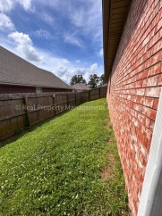 All new inside!! 3 bed 2 bath 2 car garage - large duplex
