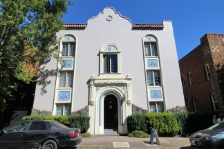 Classic Studio Apartment in the Historic Irving Manor - NW Portland!
