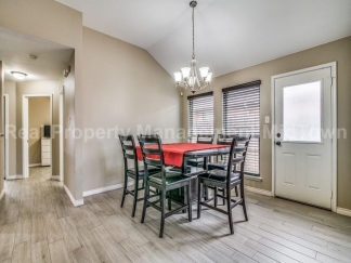 Stylishly Updated 3-Bedroom Home with Modern Touches & Prime Location!