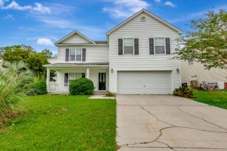 SPACIOUS HOME IN CUL-DE-SAC