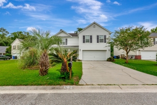 SPACIOUS HOME IN CUL-DE-SAC