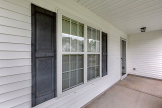 SPACIOUS HOME IN CUL-DE-SAC