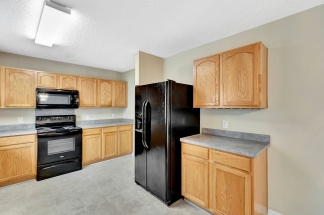 SPACIOUS HOME IN CUL-DE-SAC