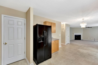 SPACIOUS HOME IN CUL-DE-SAC