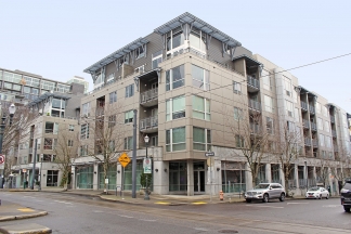 Pearl Perfection! 1+ Bed Modern Loft w/Reserved Parking & Fitness Center