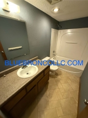 Spacious 1-Bedroom Apartment in Blue Springs – First Floor Unit with Off-Street Parking
