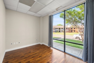 Waxahachie Office Building