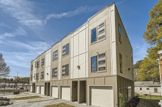 Luxury Living in the Heart of Atlanta – 3-Story Townhome Work, Play & Ride