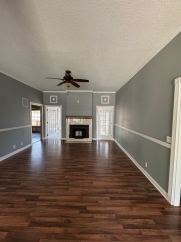 BEAUTIFUL 3 Bedroom 2 Bath Home in Bella Vista