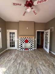 BEAUTIFUL 3 Bedroom 2 Bath Home in Bella Vista