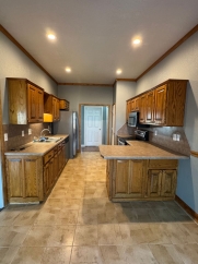 BEAUTIFUL 3 Bedroom 2 Bath Home in Bella Vista