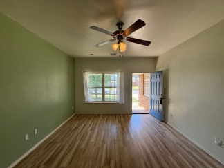 ***SUMMER SPECIAL $500 off the first month's rent!! *** Charming 3-Bedroom Home in Cedar Point HOA Community – Perfect for Outdoor Living and Family Comfort!