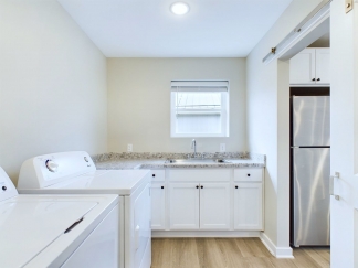 Luxury Living in This Newly Built 3 BR 2 BA Yorktown Home