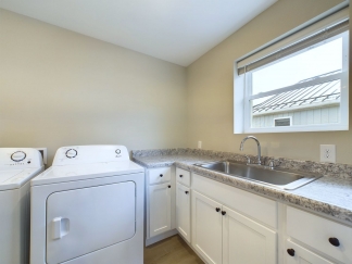 Luxury Living in This Newly Built 3 BR 2 BA Yorktown Home