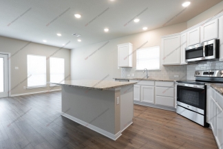 4-Bedroom Home in Temple – Fridge Included!